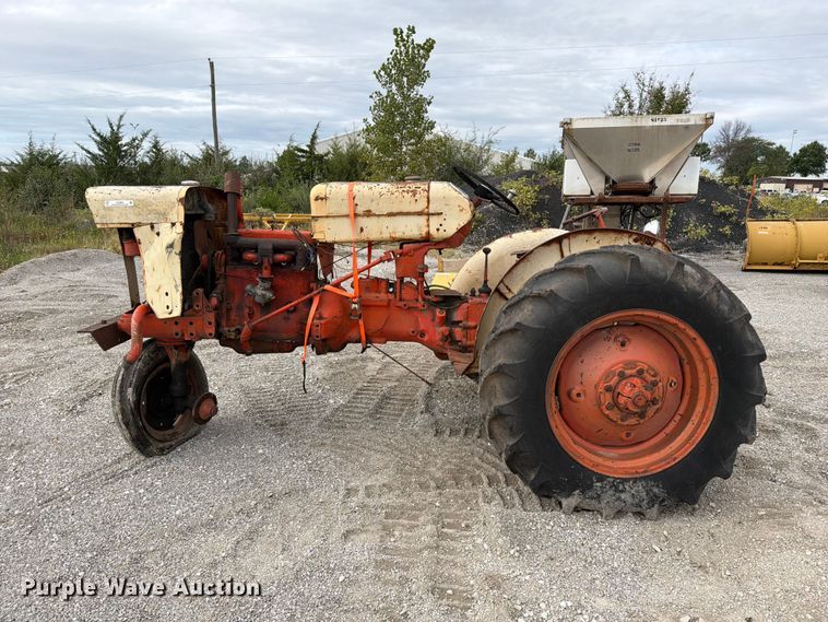 image for item DZ4885 Case 430 tractor