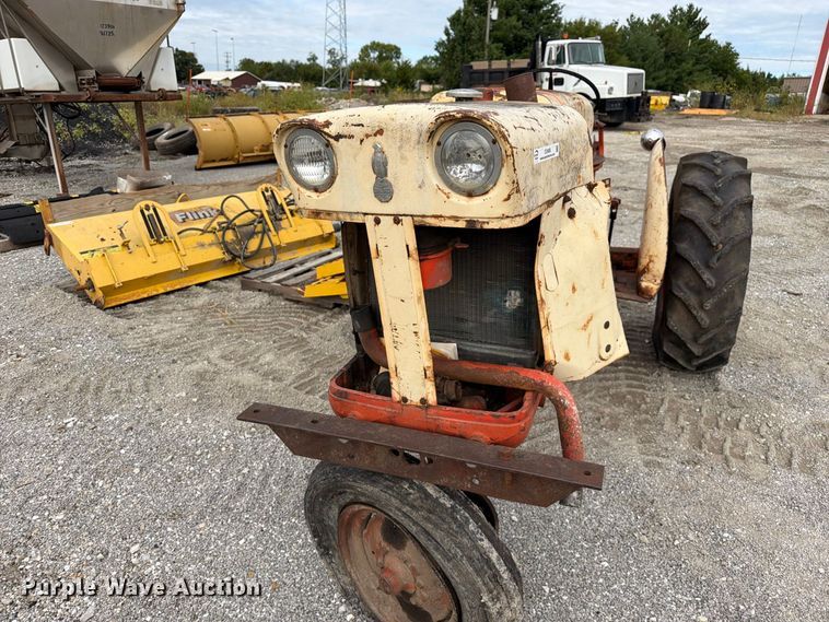 image for item DZ4885 Case 430 tractor