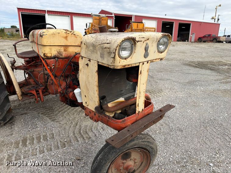 image for item DZ4885 Case 430 tractor