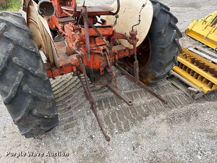 image for item DZ4885 Case 430 tractor