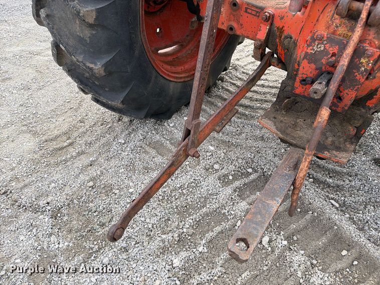 image for item DZ4885 Case 430 tractor