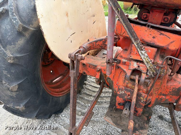 image for item DZ4885 Case 430 tractor