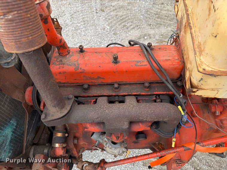 image for item DZ4885 Case 430 tractor