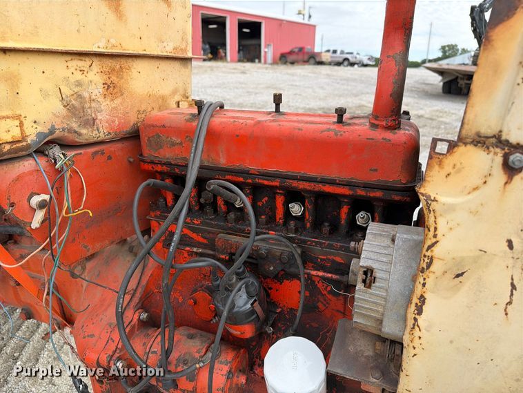 image for item DZ4885 Case 430 tractor