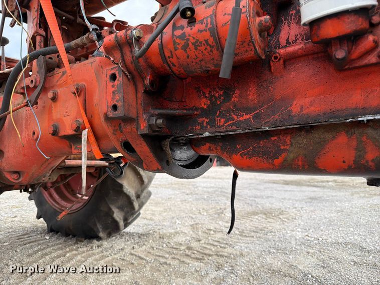 image for item DZ4885 Case 430 tractor