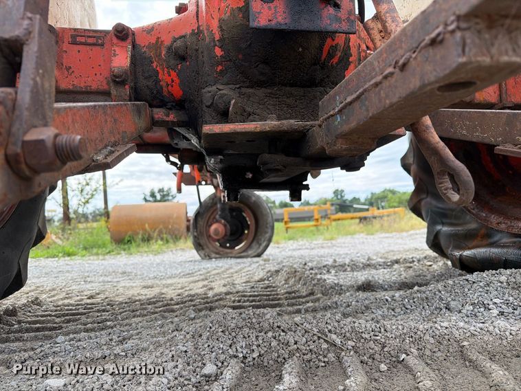image for item DZ4885 Case 430 tractor