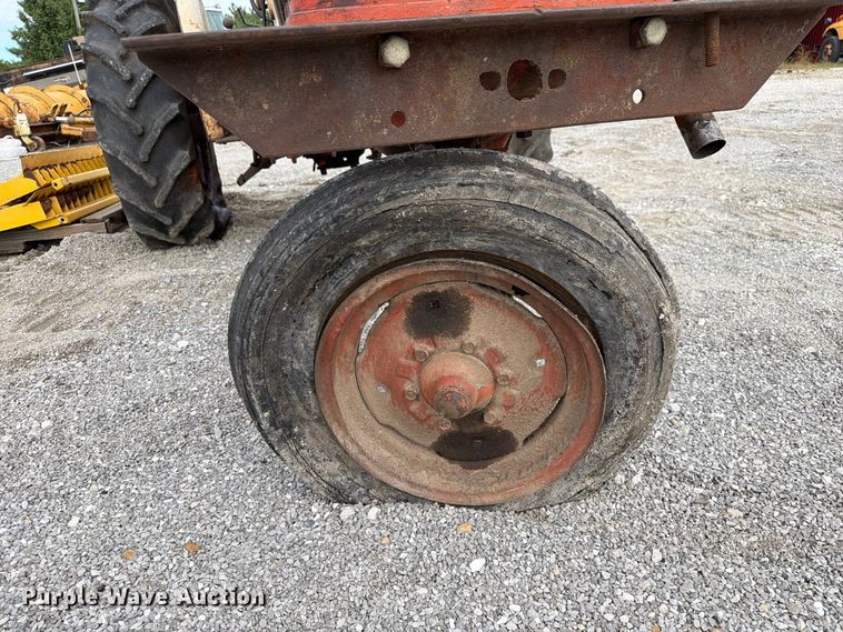 image for item DZ4885 Case 430 tractor