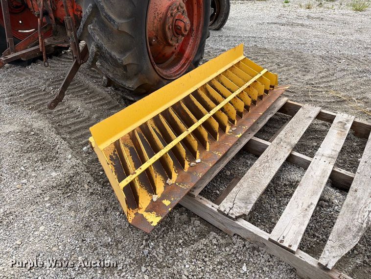 image for item DZ4886 Flink HD8 spreader