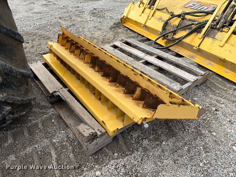 image for item DZ4886 Flink HD8 spreader