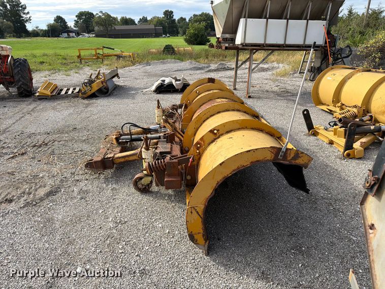 image for item DZ4889 12' W snow plow