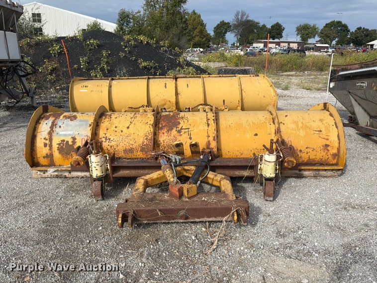 image for item DZ4889 12' W snow plow