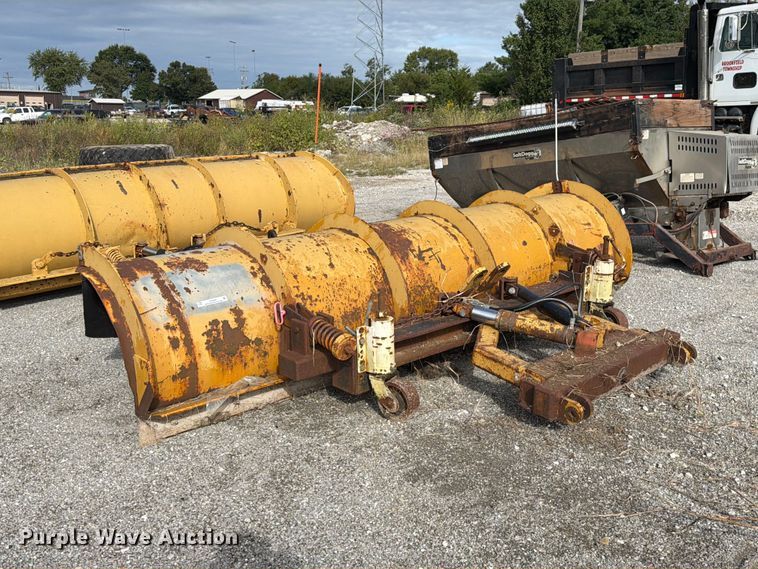 image for item DZ4889 12' W snow plow