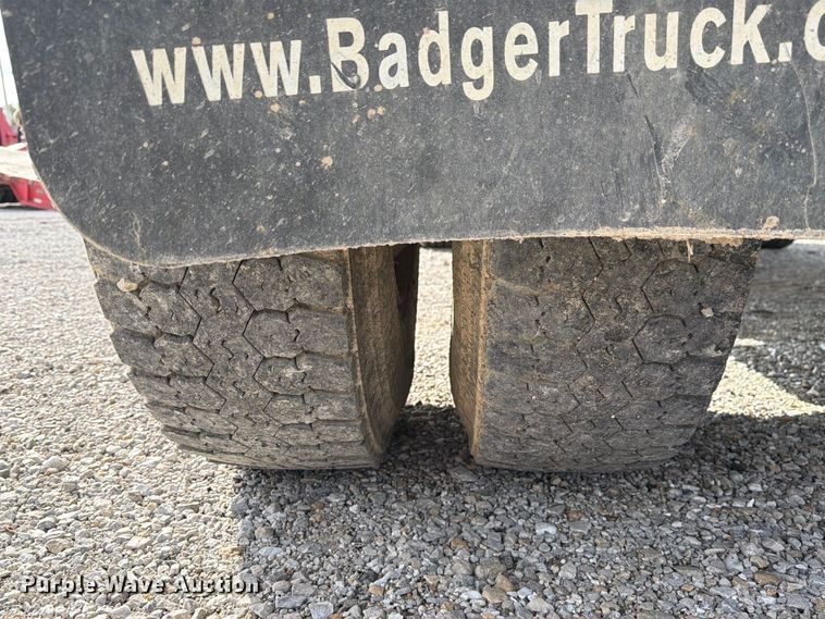 image for item DZ4892 2000 Volvo WG dump truck