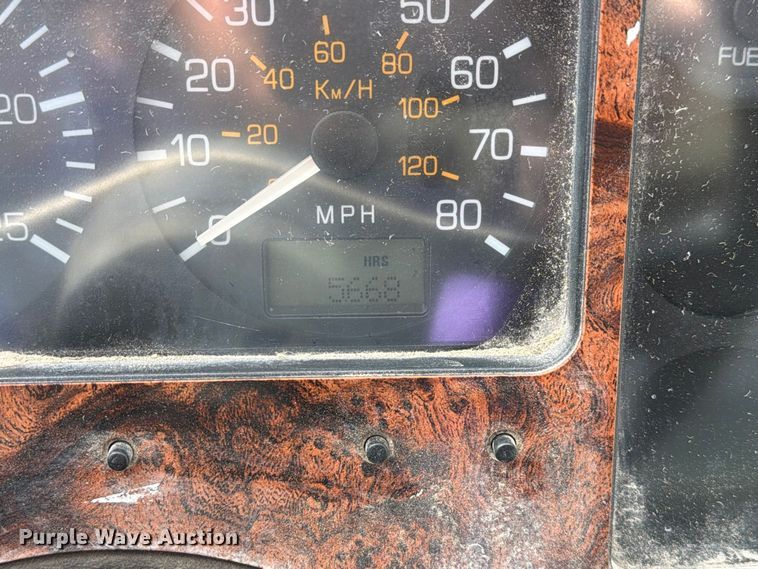 image for item DZ4892 2000 Volvo WG dump truck