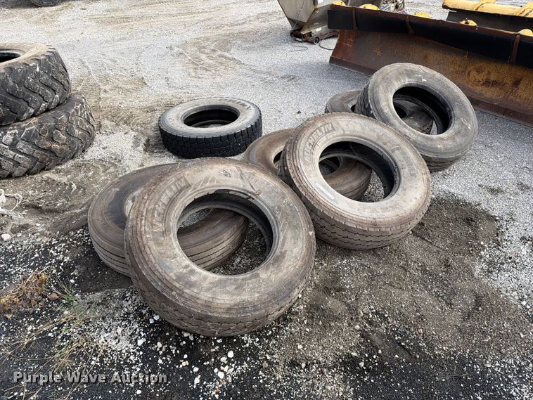 image for item DZ4894 (7) tires
