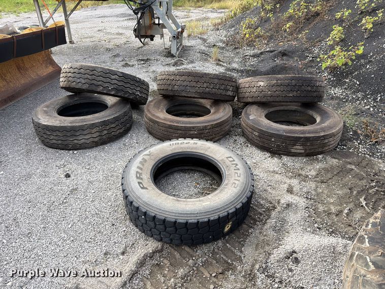 image for item DZ4894 (7) tires