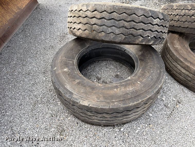 image for item DZ4894 (7) tires