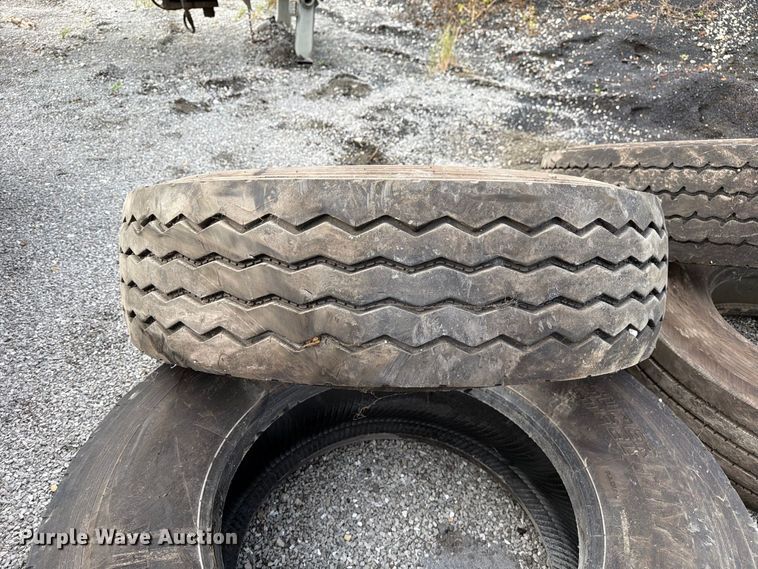 image for item DZ4894 (7) tires
