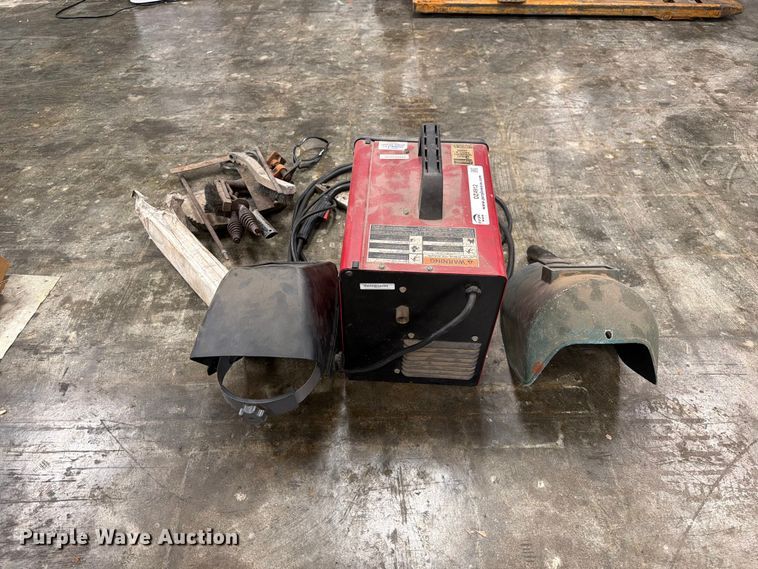 image for item DZ4912 Lincoln Weld-Pak 100 welder