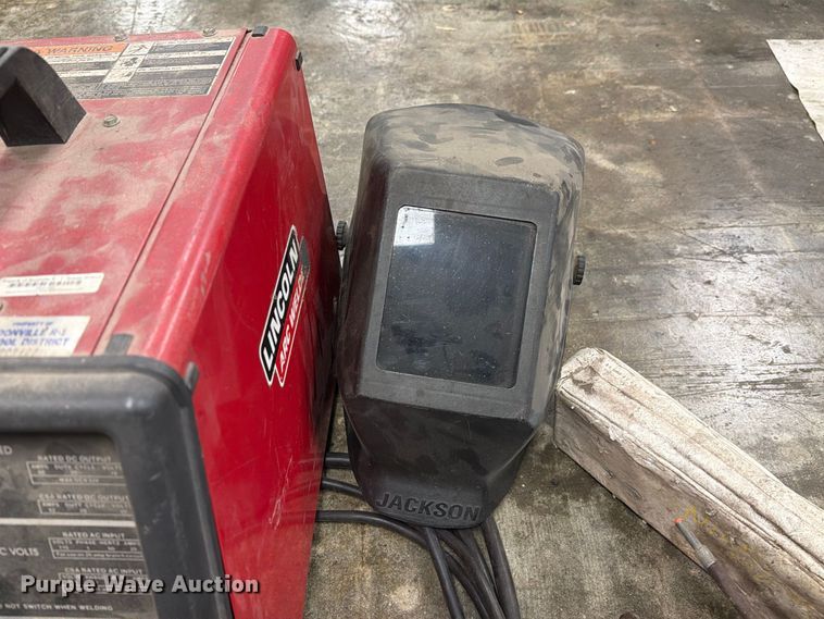 image for item DZ4912 Lincoln Weld-Pak 100 welder