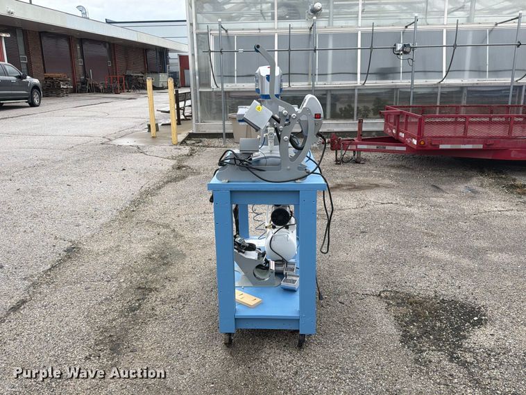 image for item DZ4923 Hotronix XRF-TT Thermal transfer press