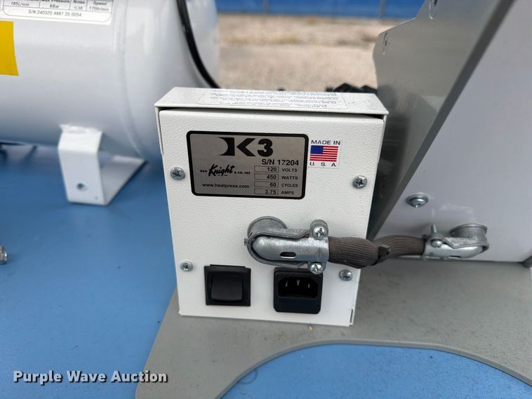 image for item DZ4923 Hotronix XRF-TT Thermal transfer press