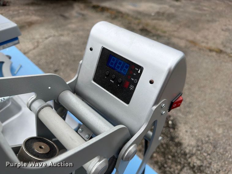 image for item DZ4923 Hotronix XRF-TT Thermal transfer press
