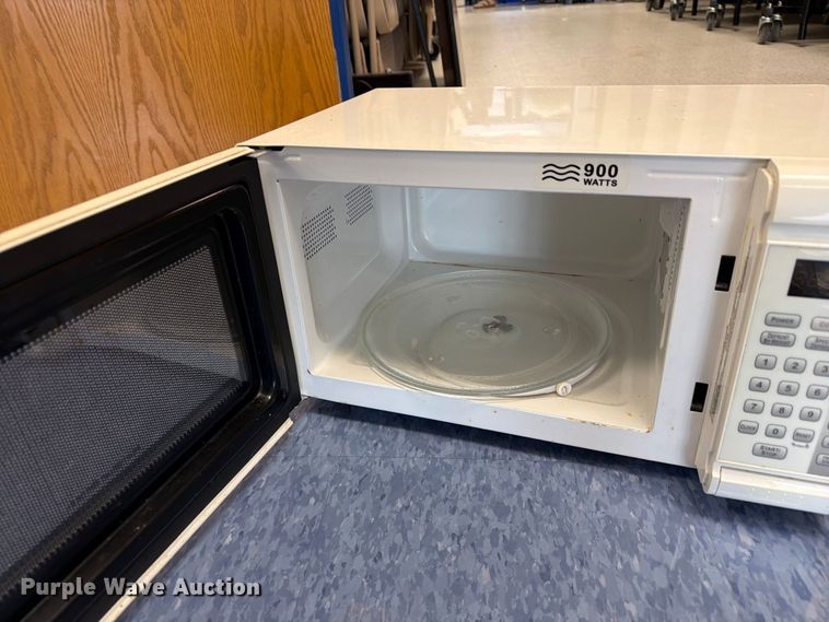 image for item DZ4926 Restaurant equipment
