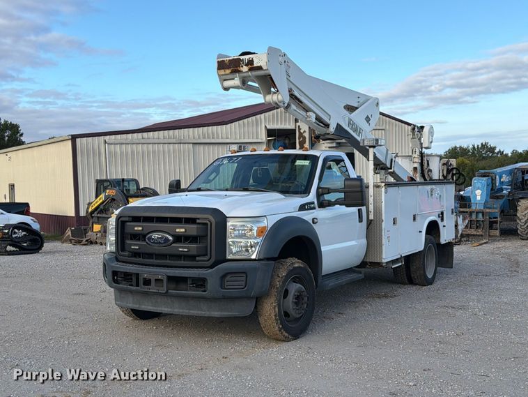 image for item DZ4932 2015 Ford F550 Super Duty XL bucket truck
