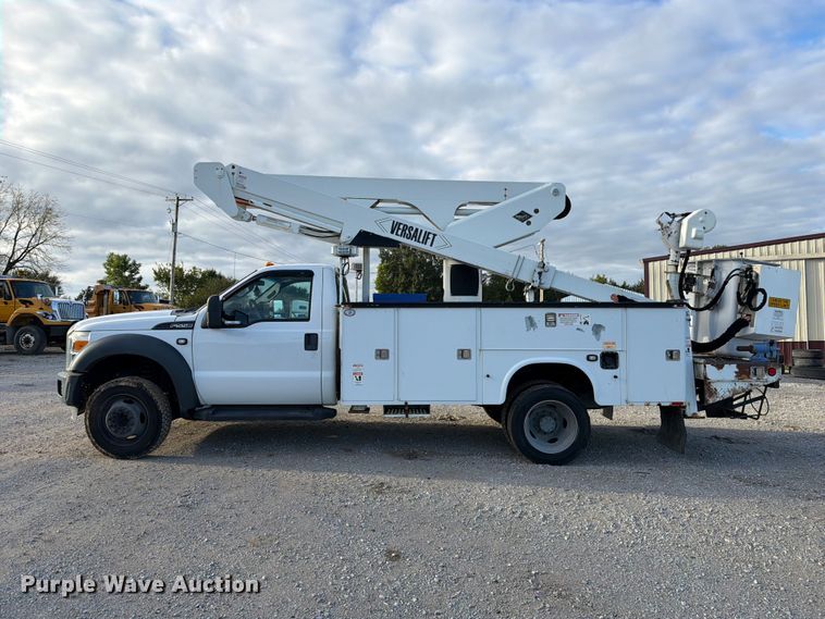image for item DZ4932 2015 Ford F550 Super Duty XL bucket truck