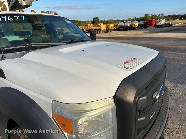 image for item DZ4932 2015 Ford F550 Super Duty XL bucket truck