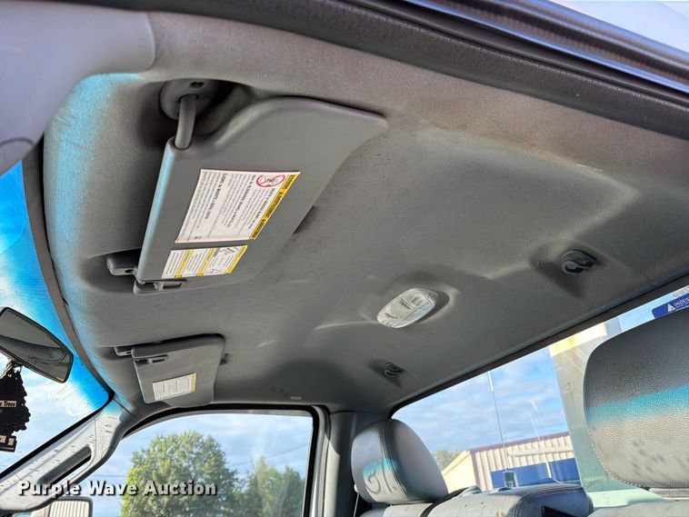 image for item DZ4932 2015 Ford F550 Super Duty XL bucket truck