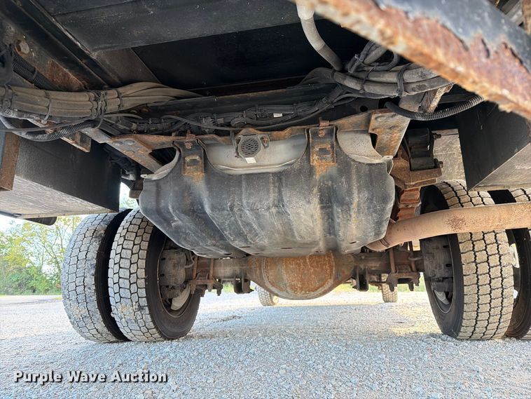 image for item DZ4932 2015 Ford F550 Super Duty XL bucket truck