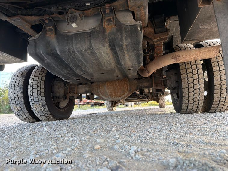image for item DZ4932 2015 Ford F550 Super Duty XL bucket truck