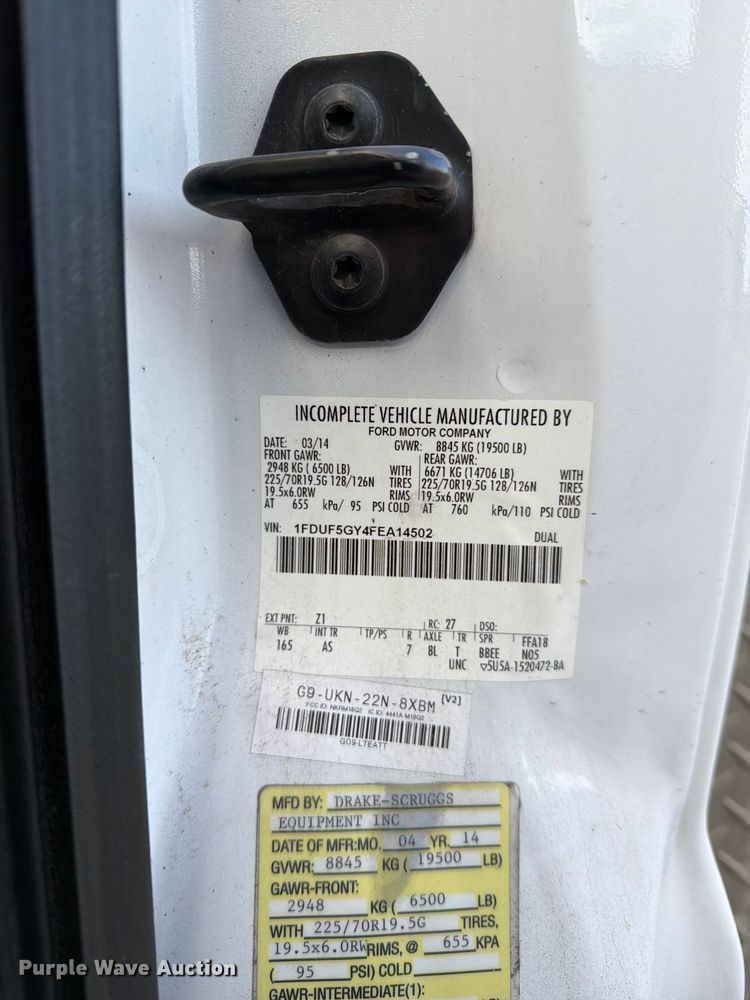 image for item DZ4932 2015 Ford F550 Super Duty XL bucket truck