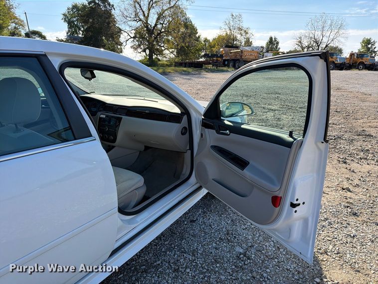 image for item DZ4935 2014 Chevrolet Impala Limited 
