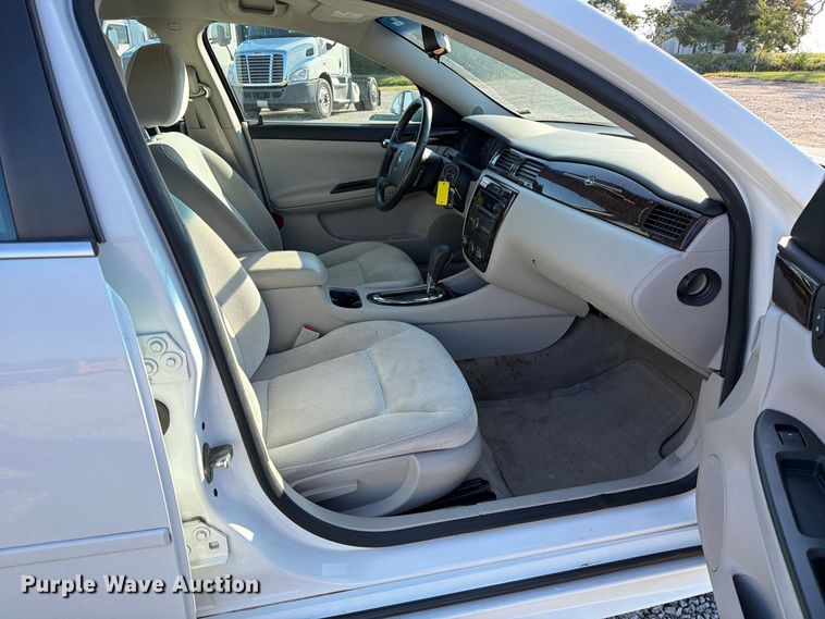 image for item DZ4935 2014 Chevrolet Impala Limited 