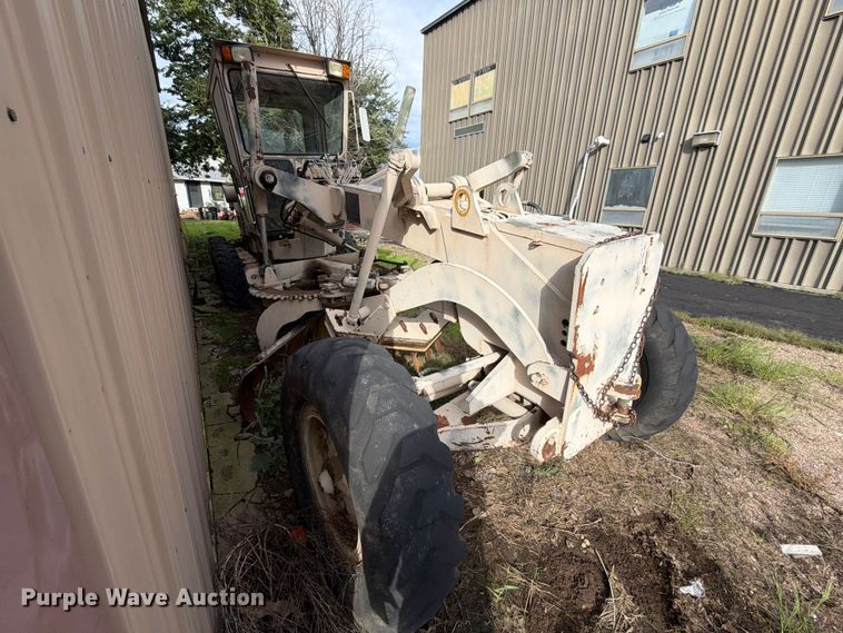 image for item EA0577 1987 Champion 710A motor grader