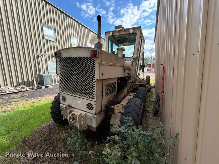 image for item EA0577 1987 Champion 710A motor grader