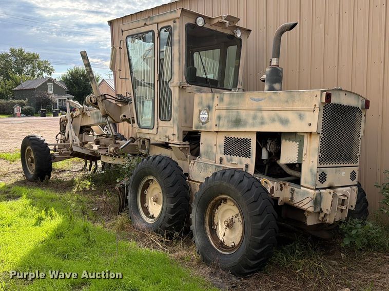 image for item EA0577 1987 Champion 710A motor grader