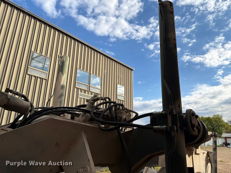 image for item EA0577 1987 Champion 710A motor grader