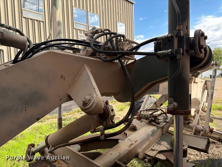 image for item EA0577 1987 Champion 710A motor grader