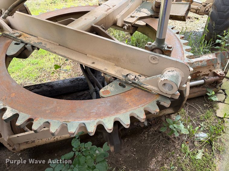 image for item EA0577 1987 Champion 710A motor grader