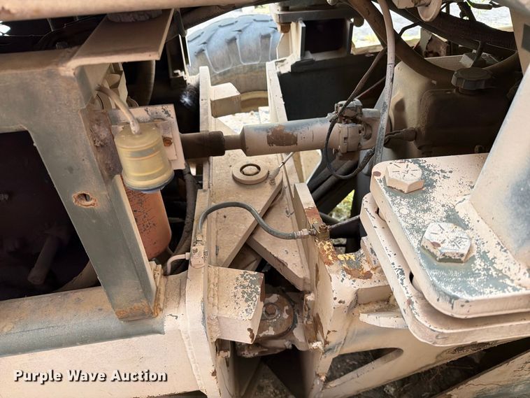 image for item EA0577 1987 Champion 710A motor grader