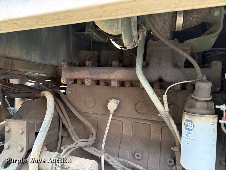 image for item EA0577 1987 Champion 710A motor grader