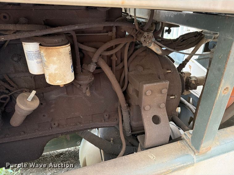 image for item EA0577 1987 Champion 710A motor grader