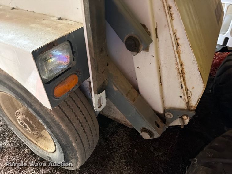 image for item EA0578 2002 Elgin Pelican street sweeper truck