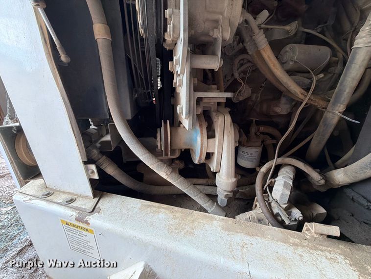 image for item EA0578 2002 Elgin Pelican street sweeper truck