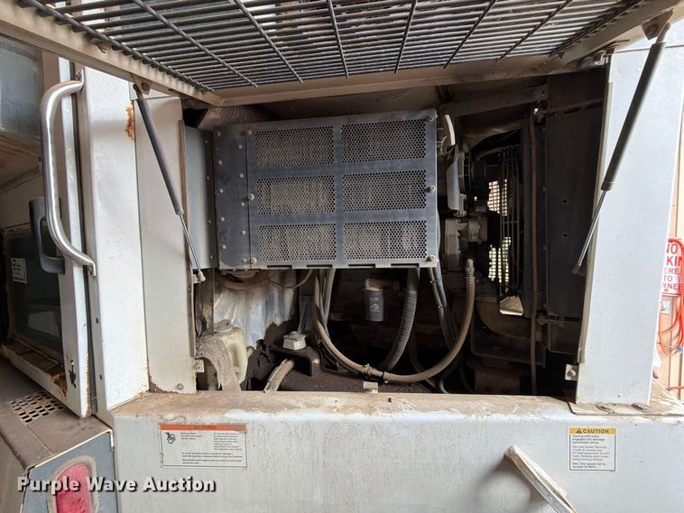 image for item EA0578 2002 Elgin Pelican street sweeper truck
