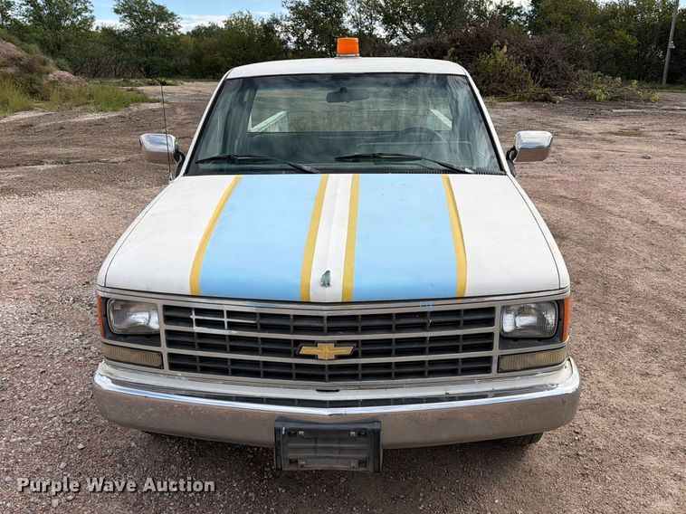 image for item EA0579 1991 Chevrolet C1500 pickup truck